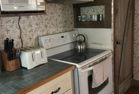 13 Kitchen