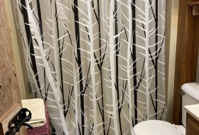 15 Bathroom