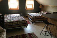 06 Living Area & Beds